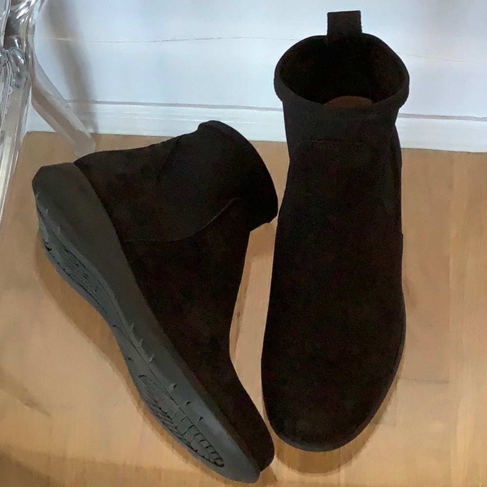 HIRICA French Ankle Boots